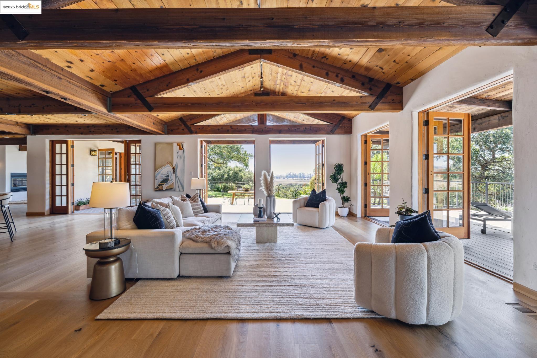 1531 Foster Road Napa, CA 94558 - Photo 10 of 57