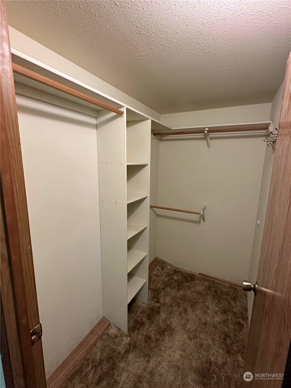2283 Rincon Avenue, Unit 92 Enumclaw, WA 98022 - Photo 20 of 25 a view of closet