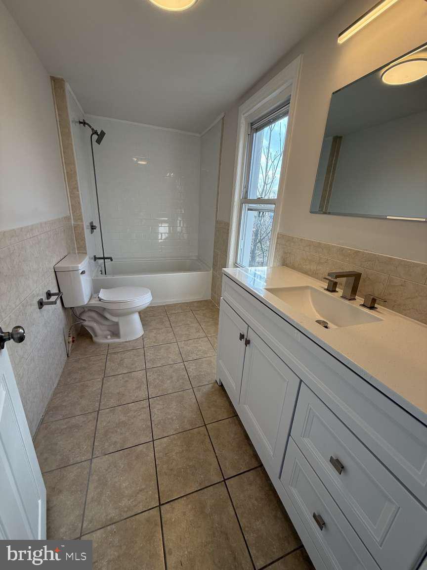 136 Webster Street Riverside, NJ 08075 - Photo 3 of 9