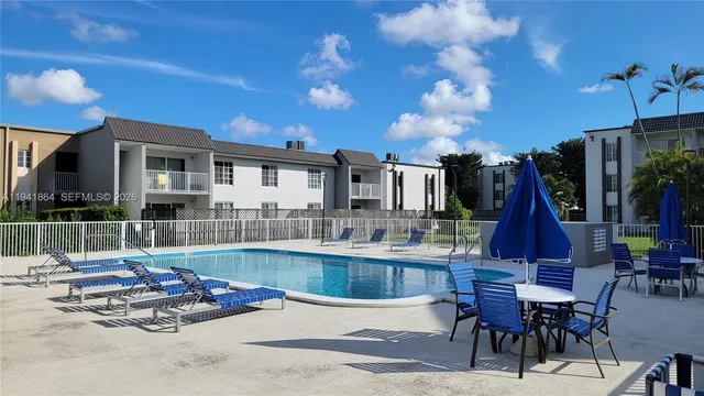 $1,900 | 4804 Northwest 79th Avenue, Unit 303, Doral, FL 33166