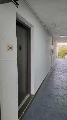 $1,900 | 4804 Northwest 79th Avenue, Unit 303, Doral, FL 33166