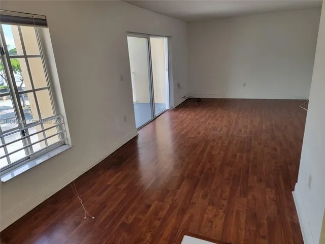 $1,900 | 4804 Northwest 79th Avenue, Unit 303, Doral, FL 33166