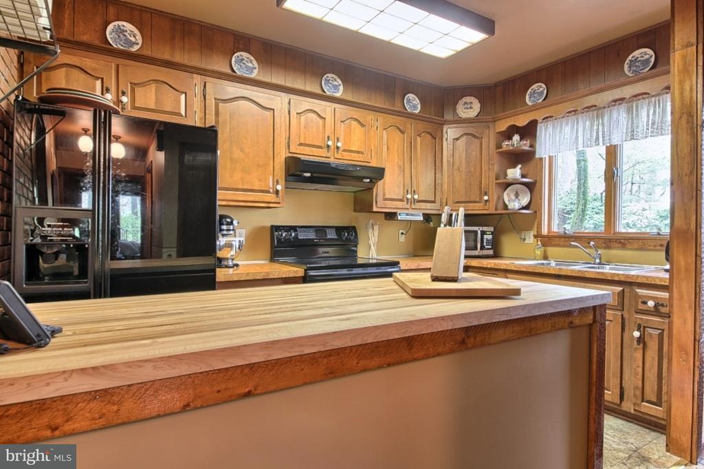 44 Quarry Road Quarryville, PA 17566 - Photo 7 of 33 Gallery Image 7