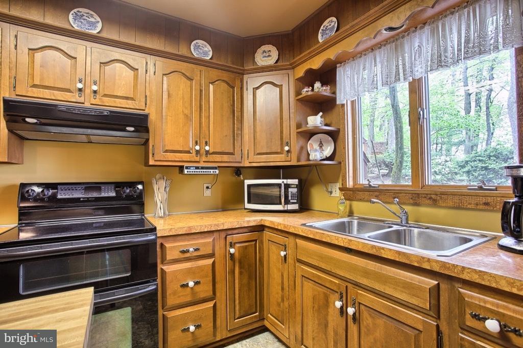 44 Quarry Road Quarryville, PA 17566 - Photo 9 of 33 Gallery Image 9