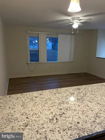 $2,400 | 309 Maden Street, Fredericksburg, VA 22407