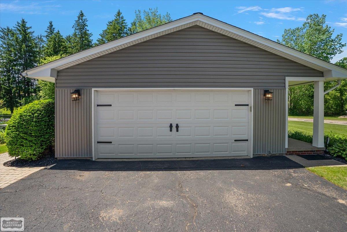 9780 Klais Road Clarkston, MI 48348 - Photo 9 of 60