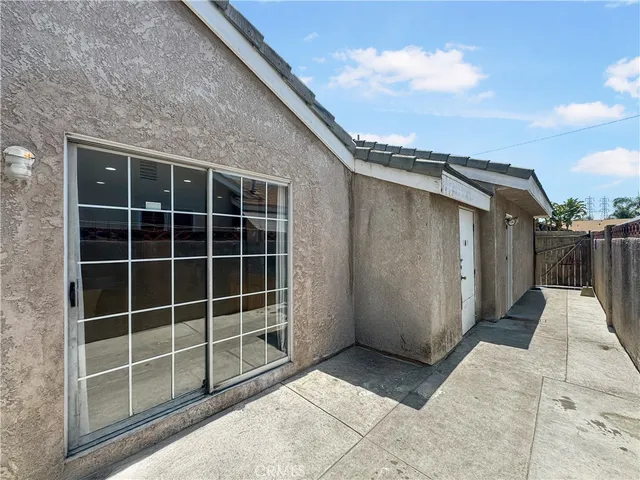 $1,400,000 | 15332 Shasta Lane, Huntington Beach, CA 92647