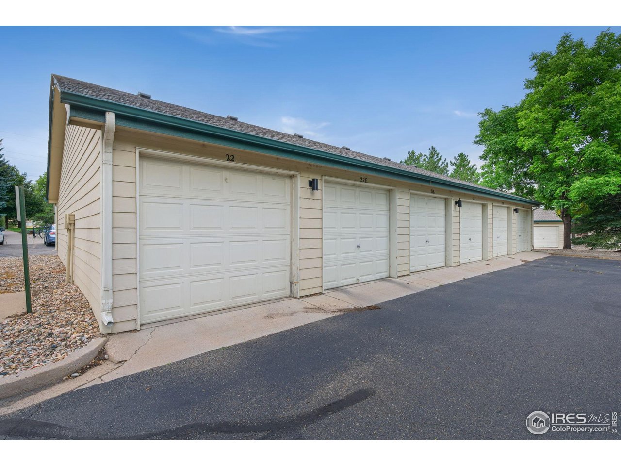 3002 West Elizabeth Street, Unit F Fort Collins, CO 80521 - Photo 17 of 18 a backyard of a house