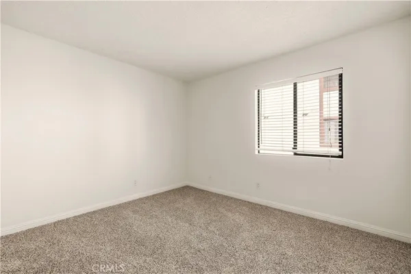 $365,000 | 18193 Sundowner Way, Unit 815, Canyon Country, CA 91387