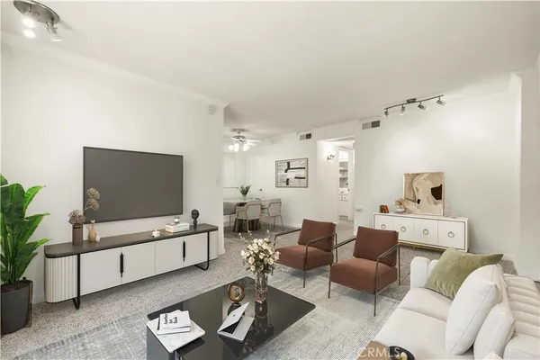 $365,000 | 18193 Sundowner Way, Unit 815, Canyon Country, CA 91387