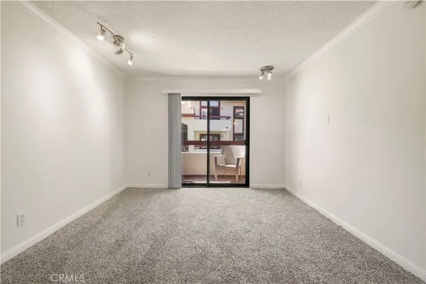 $365,000 | 18193 Sundowner Way, Unit 815, Canyon Country, CA 91387