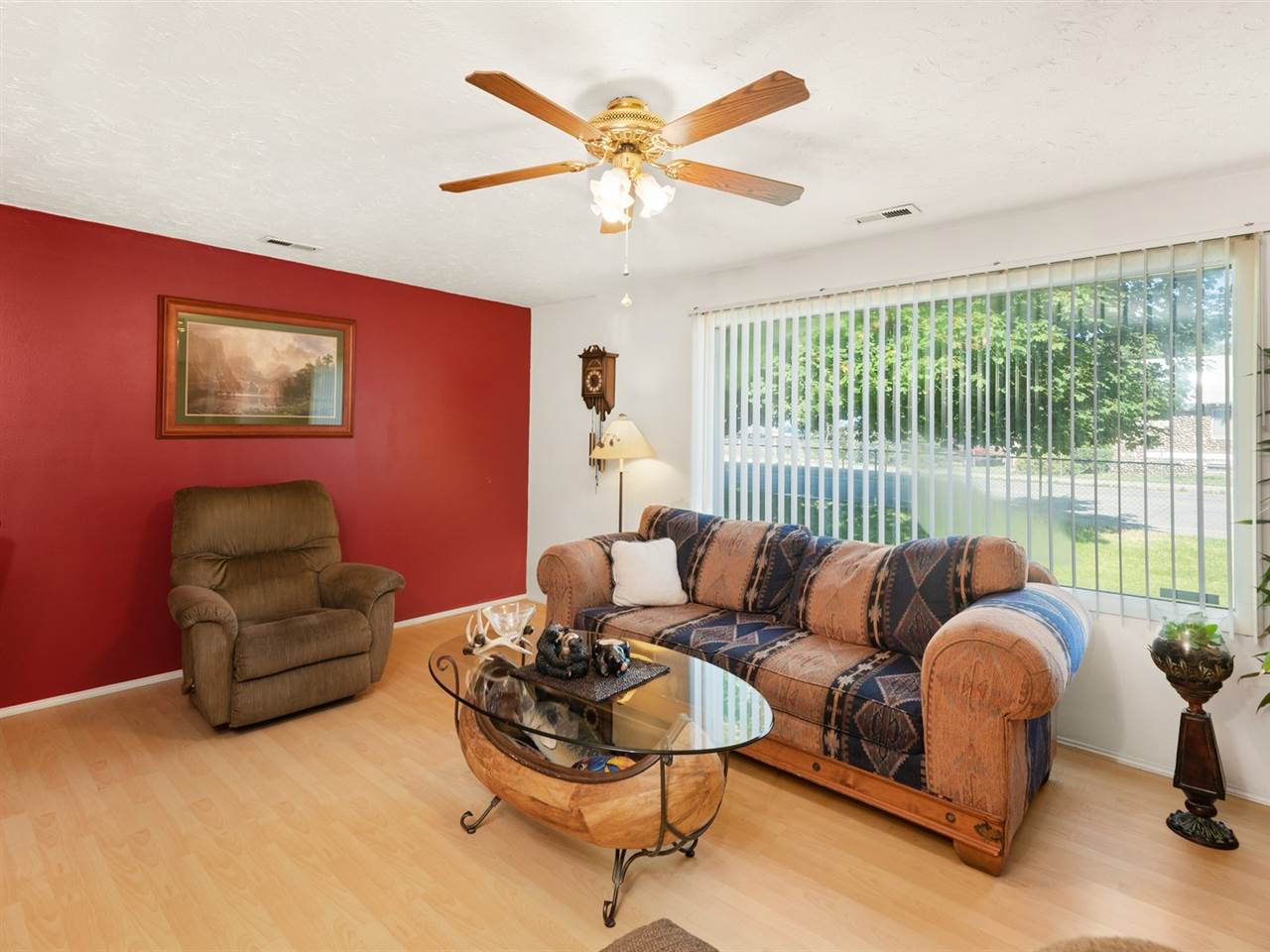 2303 North Vista Road Spokane Valley, WA 99212 - Photo 3 of 20 Gallery Image 3