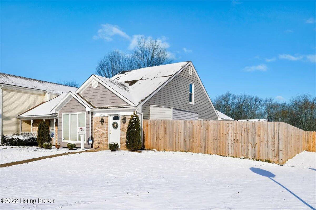 4616 Beechbrook Road Louisville, KY 40218 - Photo 3 of 44 03-4616 Beechbrook Rd-102