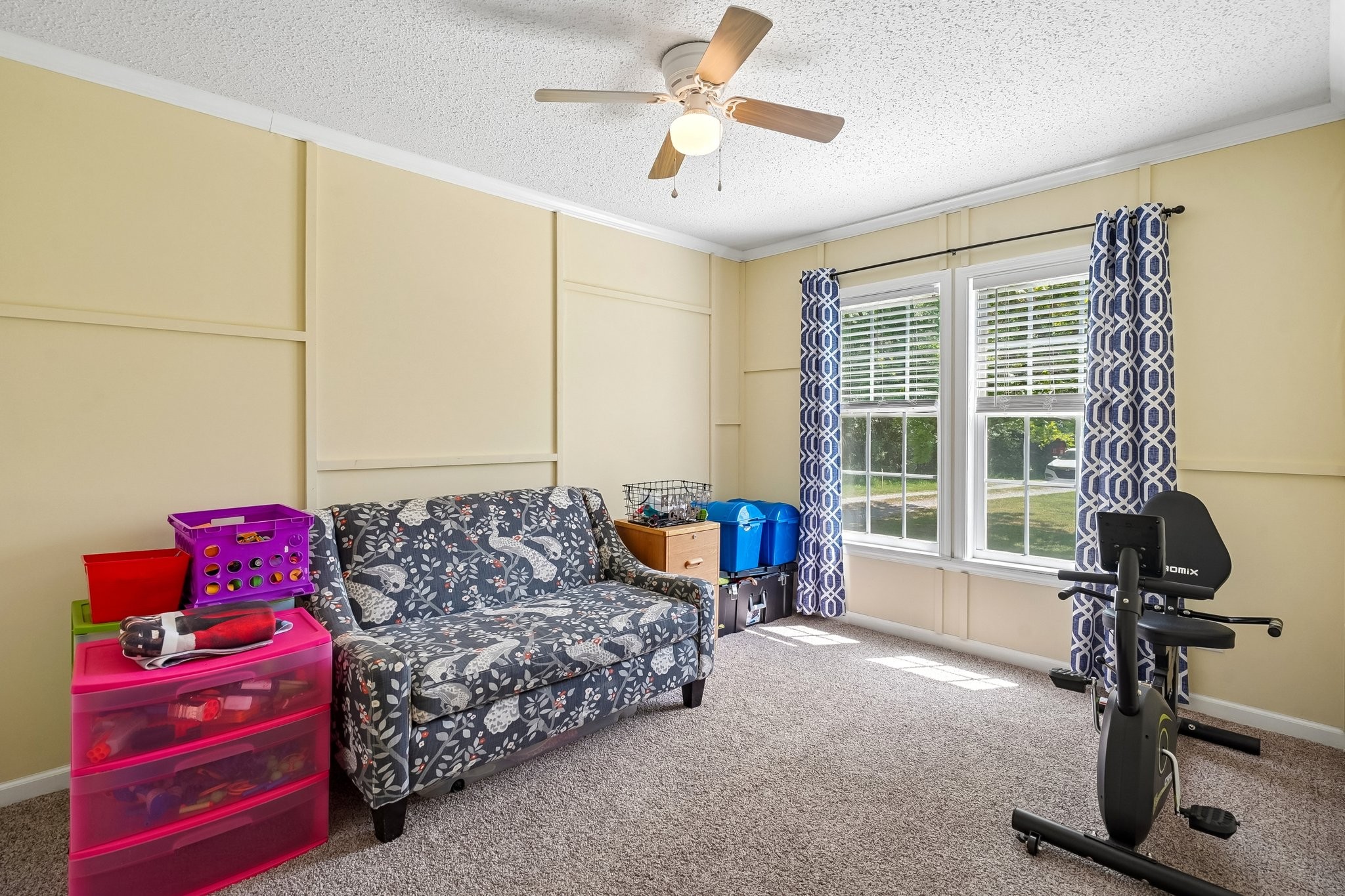 4844 Coleman Hill Road Rockvale, TN 37153 - Photo 22 of 66 a living room with furniture and a window