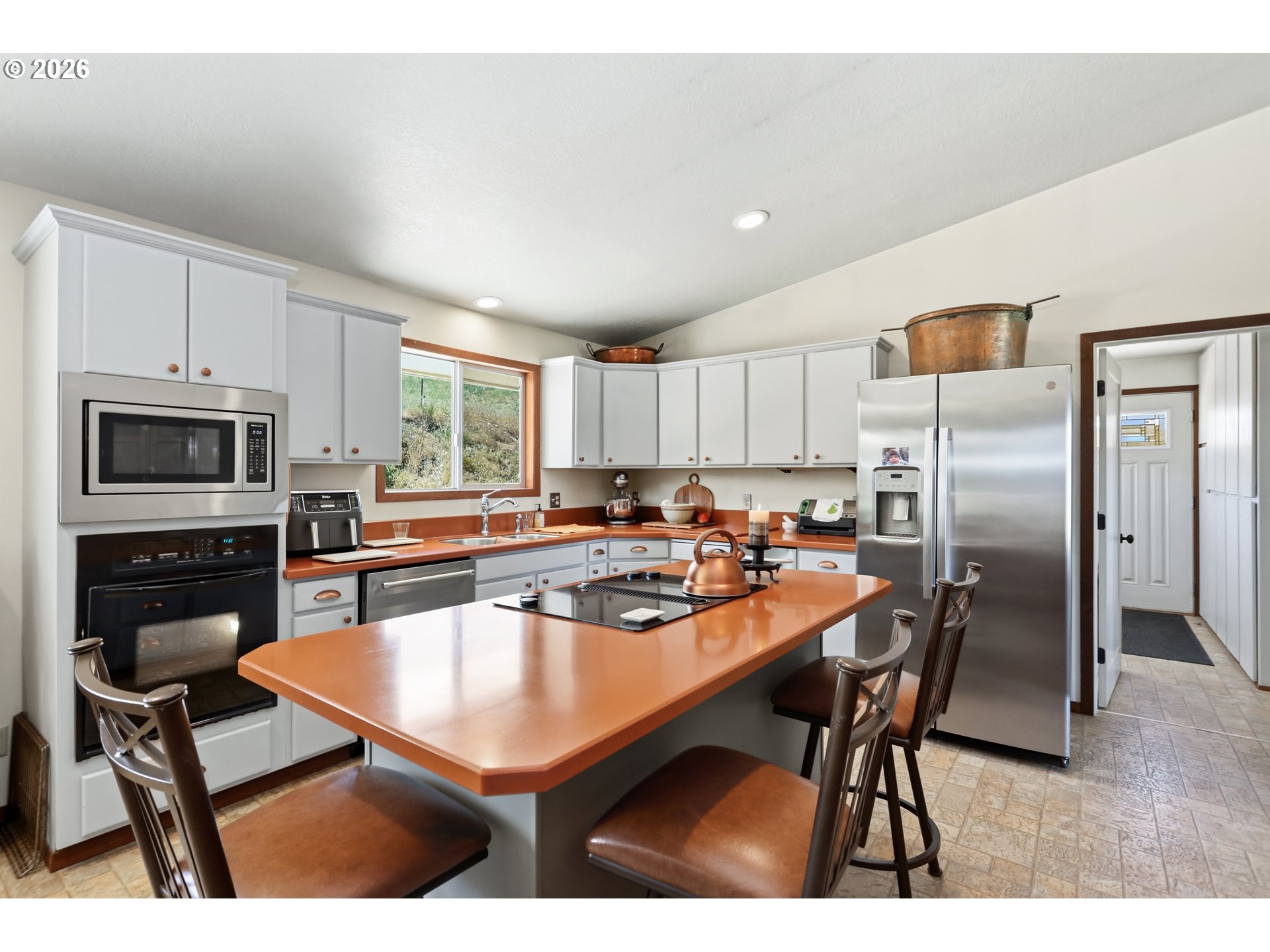 2485 Steele Road The Dalles, OR 97058 - Photo 15 of 48