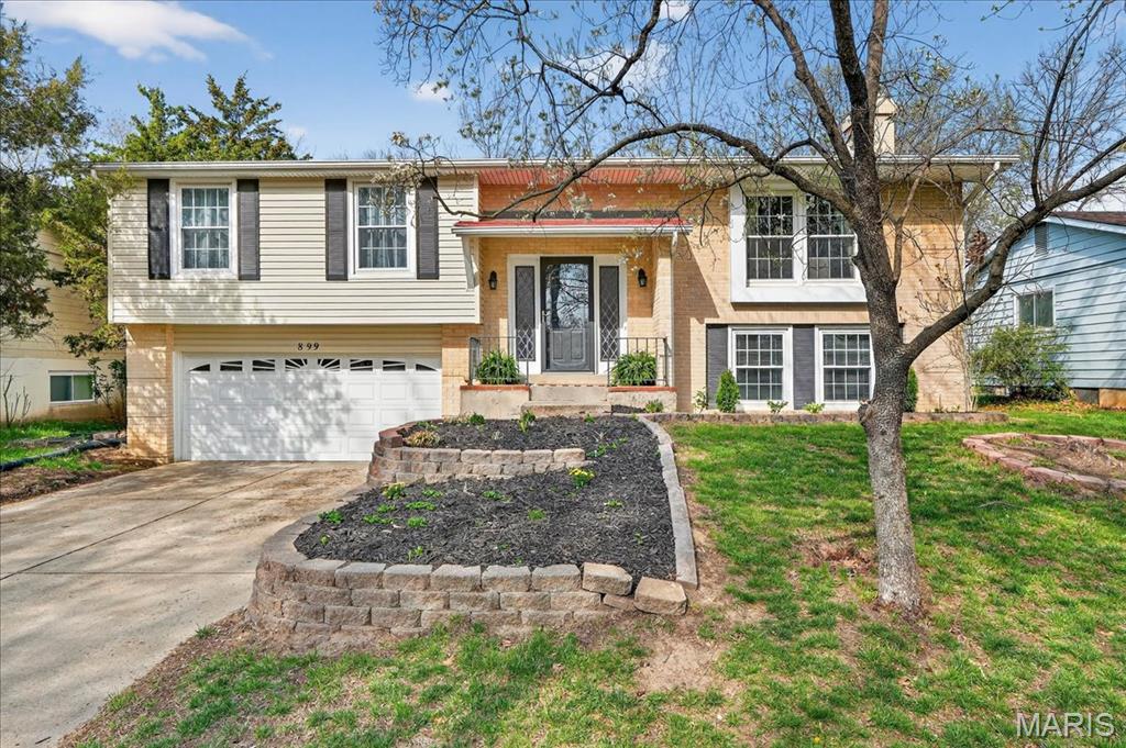 899 Parma Drive Ballwin, MO 63021 - Photo 1 of 37