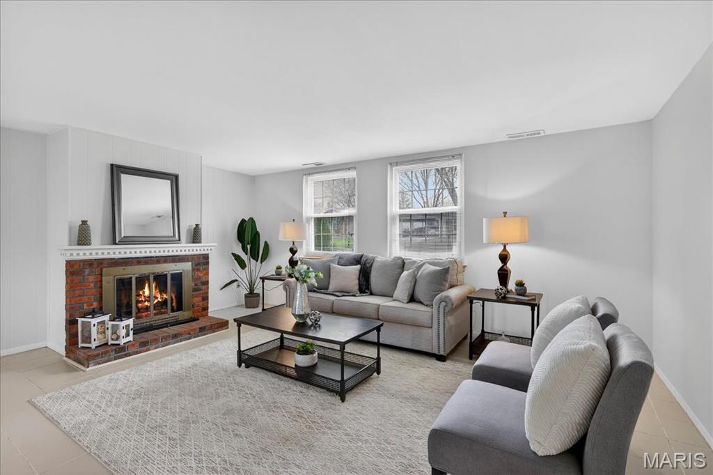 899 Parma Drive Ballwin, MO 63021 - Photo 23 of 37