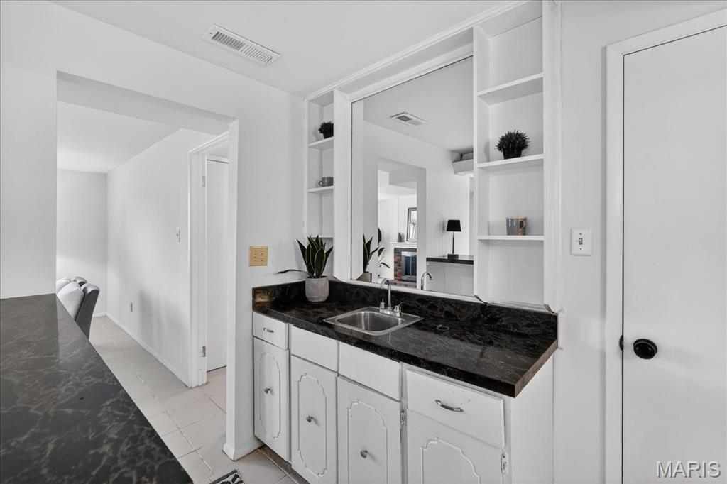 899 Parma Drive Ballwin, MO 63021 - Photo 28 of 37