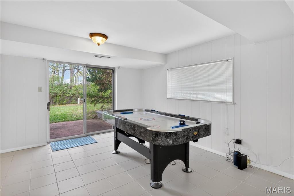 899 Parma Drive Ballwin, MO 63021 - Photo 30 of 37