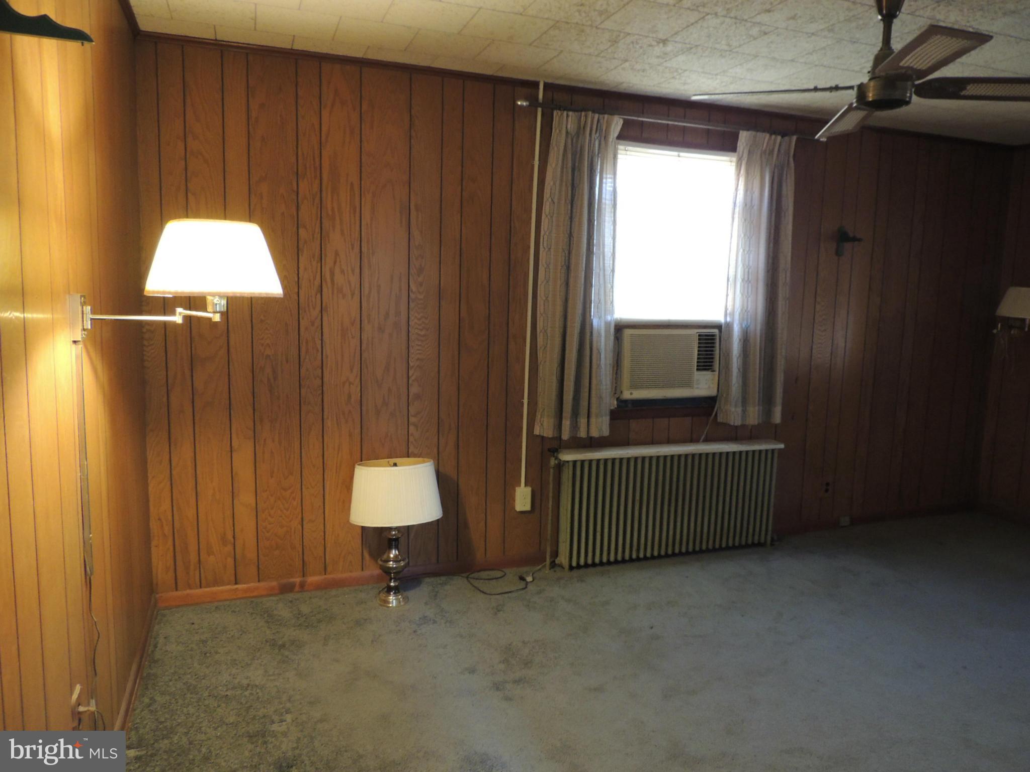 2124 Oak Road Baltimore, MD 21219 - Photo 14 of 20