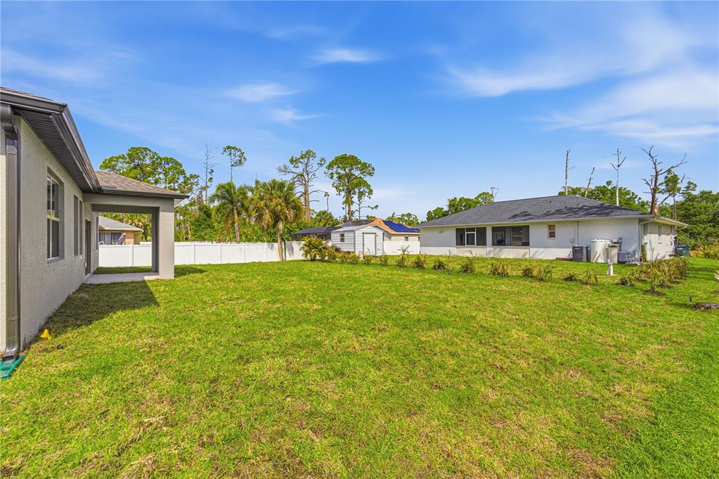 3752 Markle Avenue North Port, FL 34286 - Photo 9 of 73