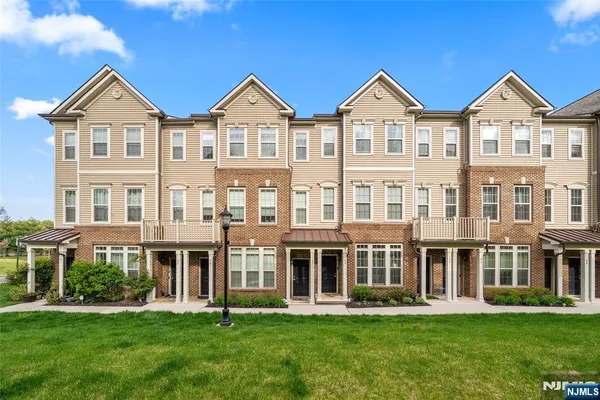 $735,000 | 57 Leahy Drive, Wood-Ridge, NJ 07075