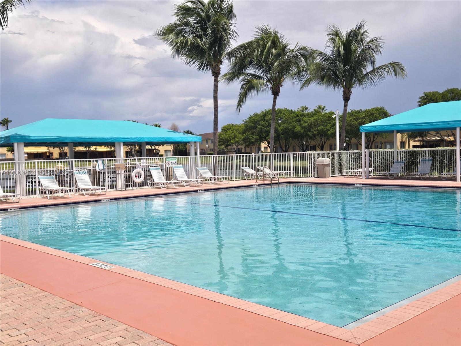 2821 Southeast 15th Road, Unit 91 Homestead, FL 33035 - Photo 6 of 11 Gallery Image 6