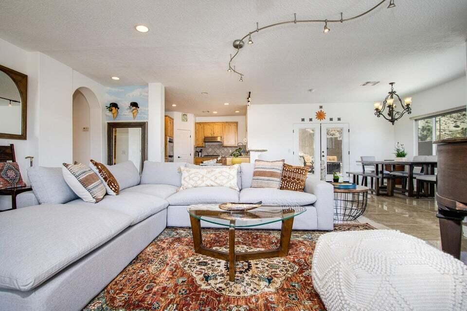57258 Buena Suerte Road Yucca Valley, CA 92284 - Photo 9 of 54 20230117232552470618000000-o