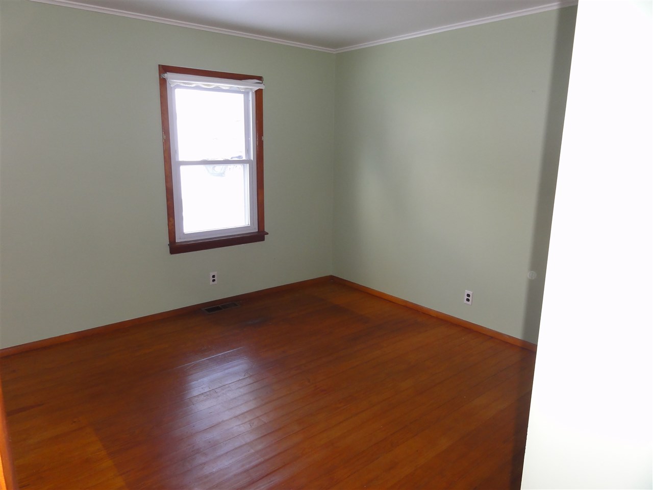 1515 Old Camden Road Delphi, IN 46923 - Photo 7 of 16 Gallery Image 7