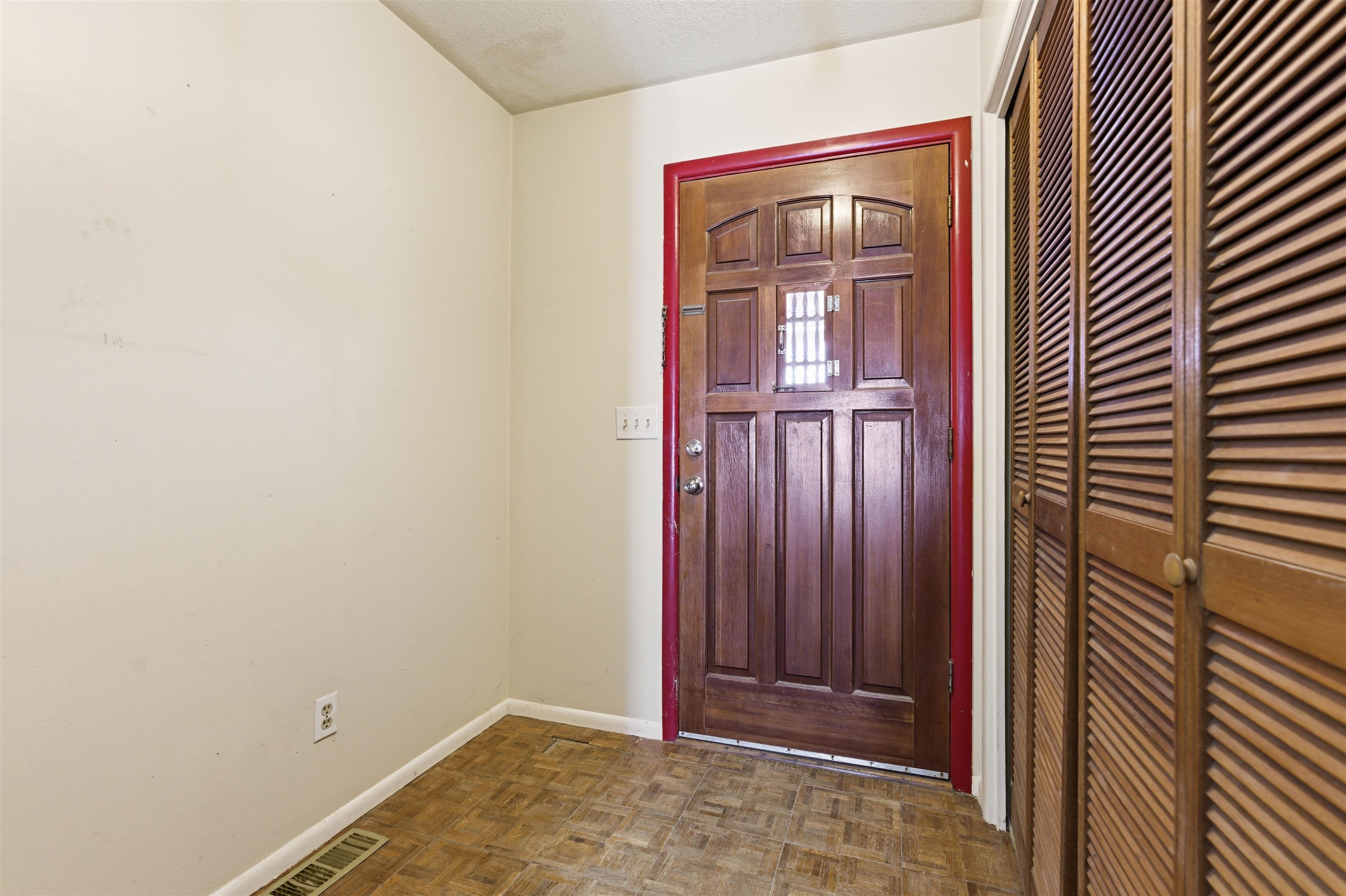 49091 KE Road Mesa, CO 81643 - Photo 21 of 29 a view of wooden door