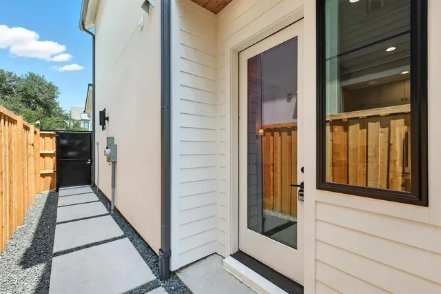 a view of a entryway of the house