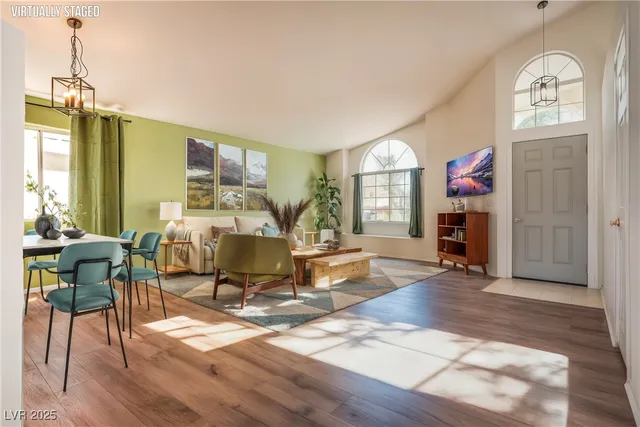 $1,900 | 3974 South Roundwood Street, Las Vegas, NV 89147