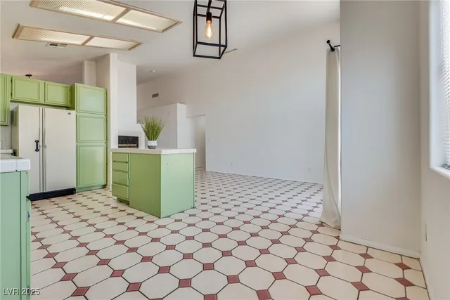 $1,900 | 3974 South Roundwood Street, Las Vegas, NV 89147