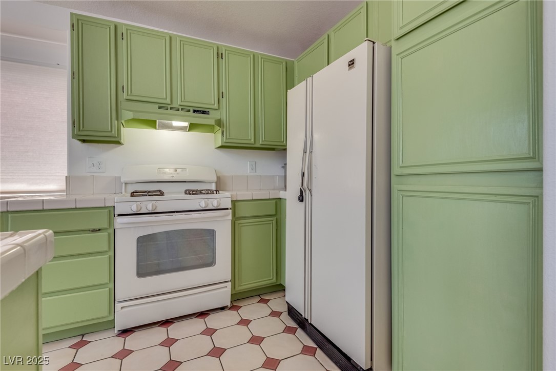 3974 South Roundwood Street Las Vegas, NV 89147 - Photo 17 of 43