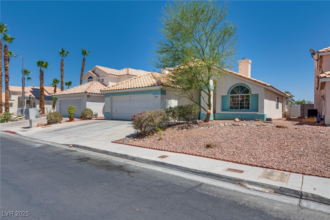 3974 South Roundwood Street Las Vegas, NV 89147 - Photo 4 of 43