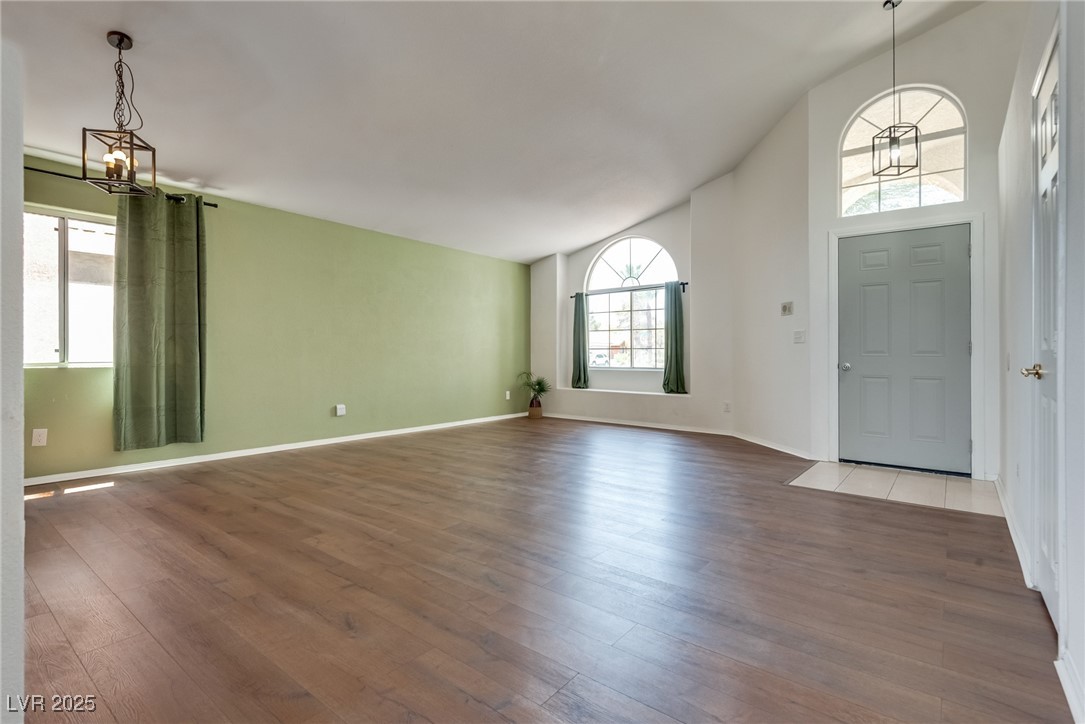 3974 South Roundwood Street Las Vegas, NV 89147 - Photo 6 of 43