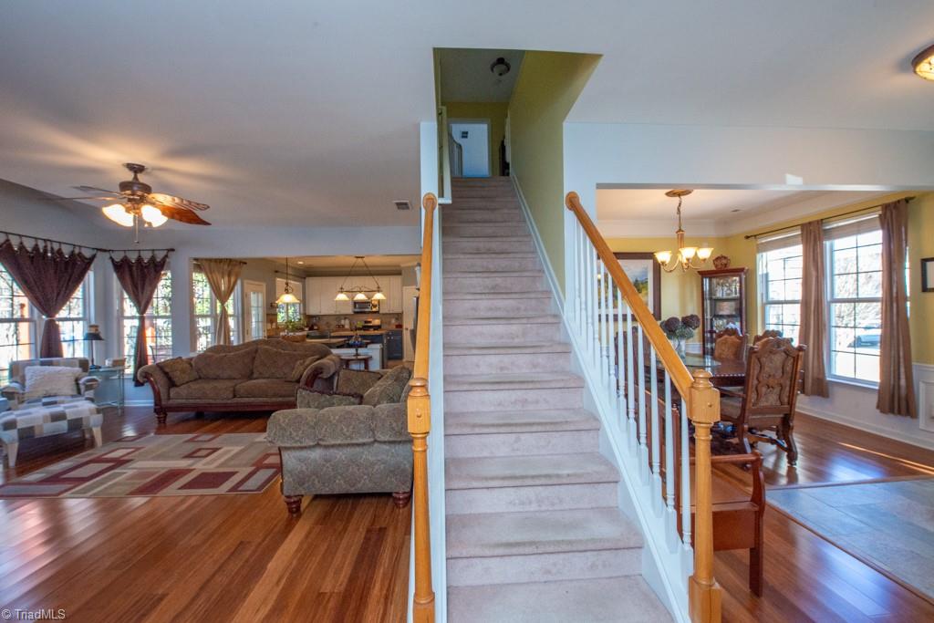 4555 Fairport Court High Point, NC 27265 - Photo 7 of 48