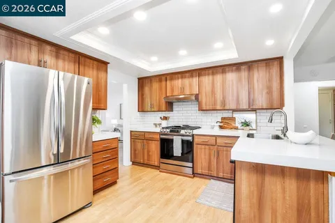 $899,000 | 2246 Bridgeport Way, Martinez, CA 94553