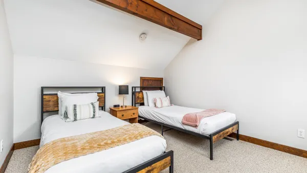 $229,900 | 106 Plum Cove Drive, Galena, IL 61036