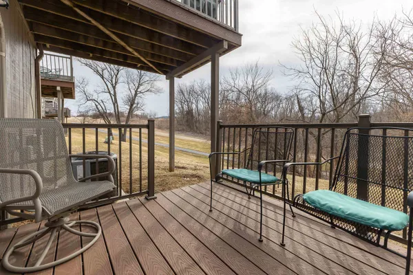 $229,900 | 106 Plum Cove Drive, Galena, IL 61036