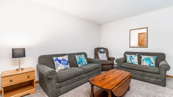 $229,900 | 106 Plum Cove Drive, Galena, IL 61036