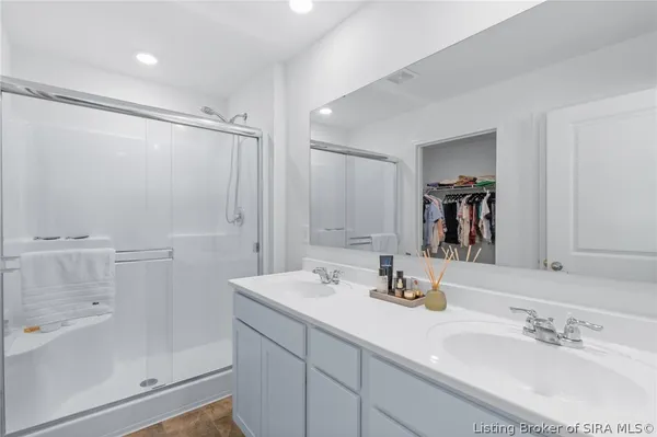 $315,000 | 2004 Derby Way, Memphis, IN 47143