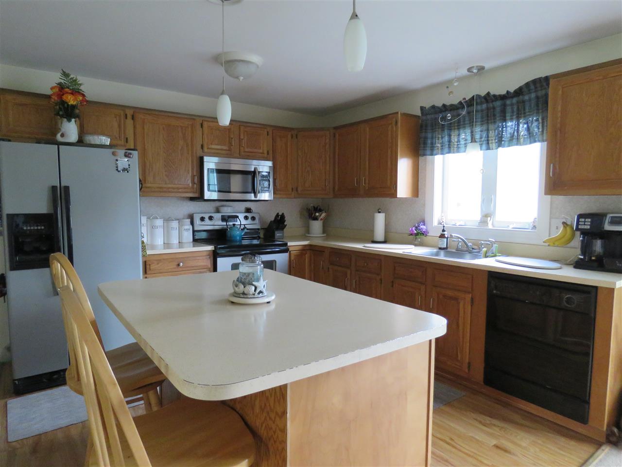 8 Great Brook Road, Unit 8 Milford, NH 03055 - Photo 3 of 15