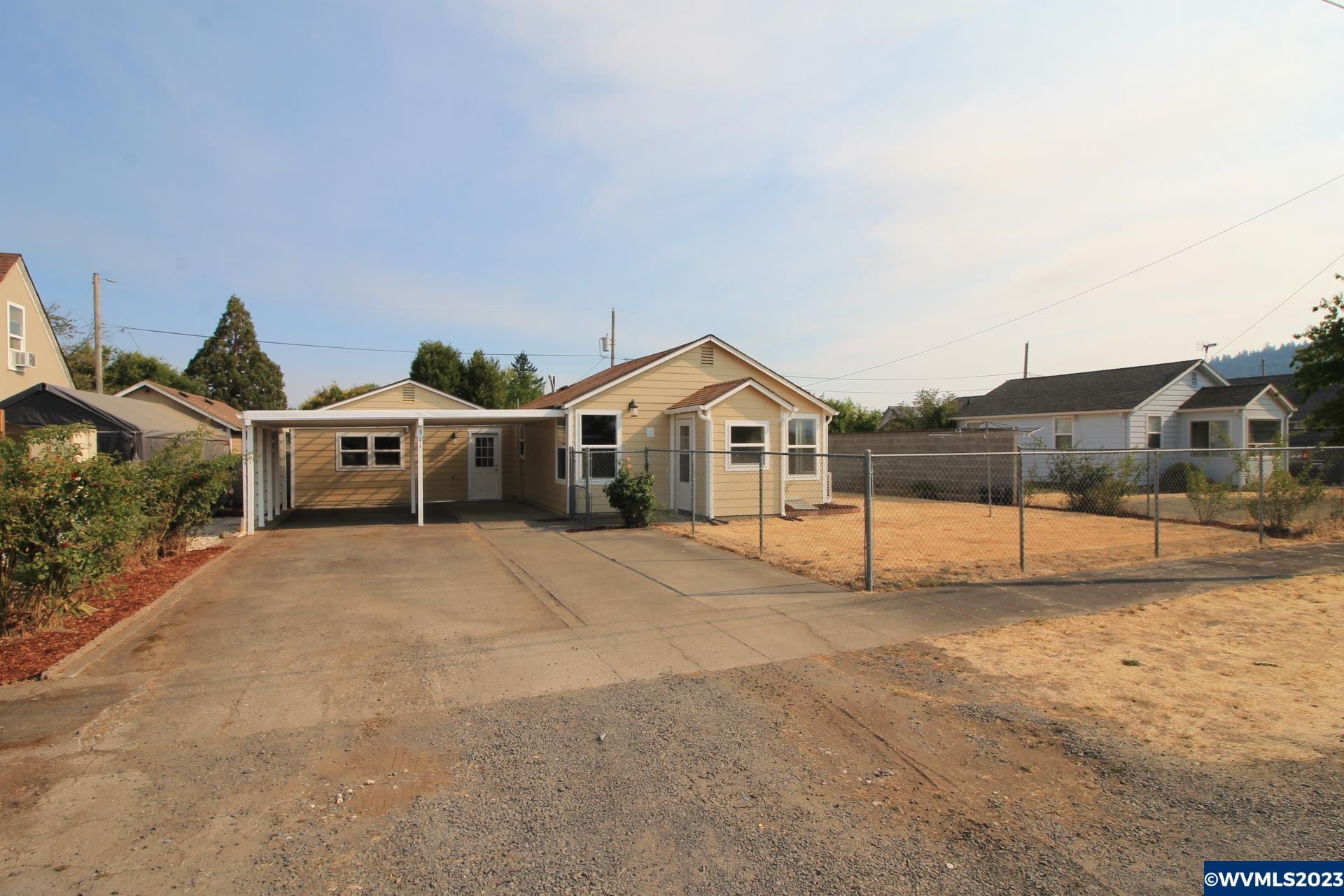 311 Gilbert Street Lebanon, OR 97355 - Photo 33 of 33