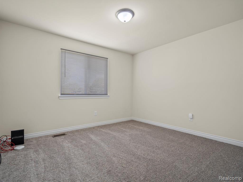 18977 Faulman Road Clinton Township, MI 48035 - Photo 37 of 51 Gallery Image 37