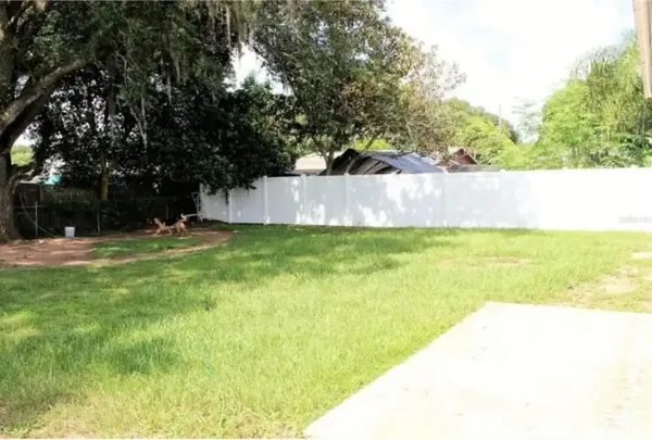 $1,900 | 15144 Jeanie Lane, Dade City, FL 33523