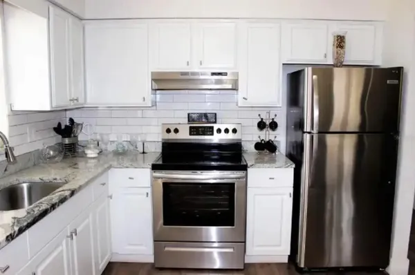 $1,900 | 15144 Jeanie Lane, Dade City, FL 33523