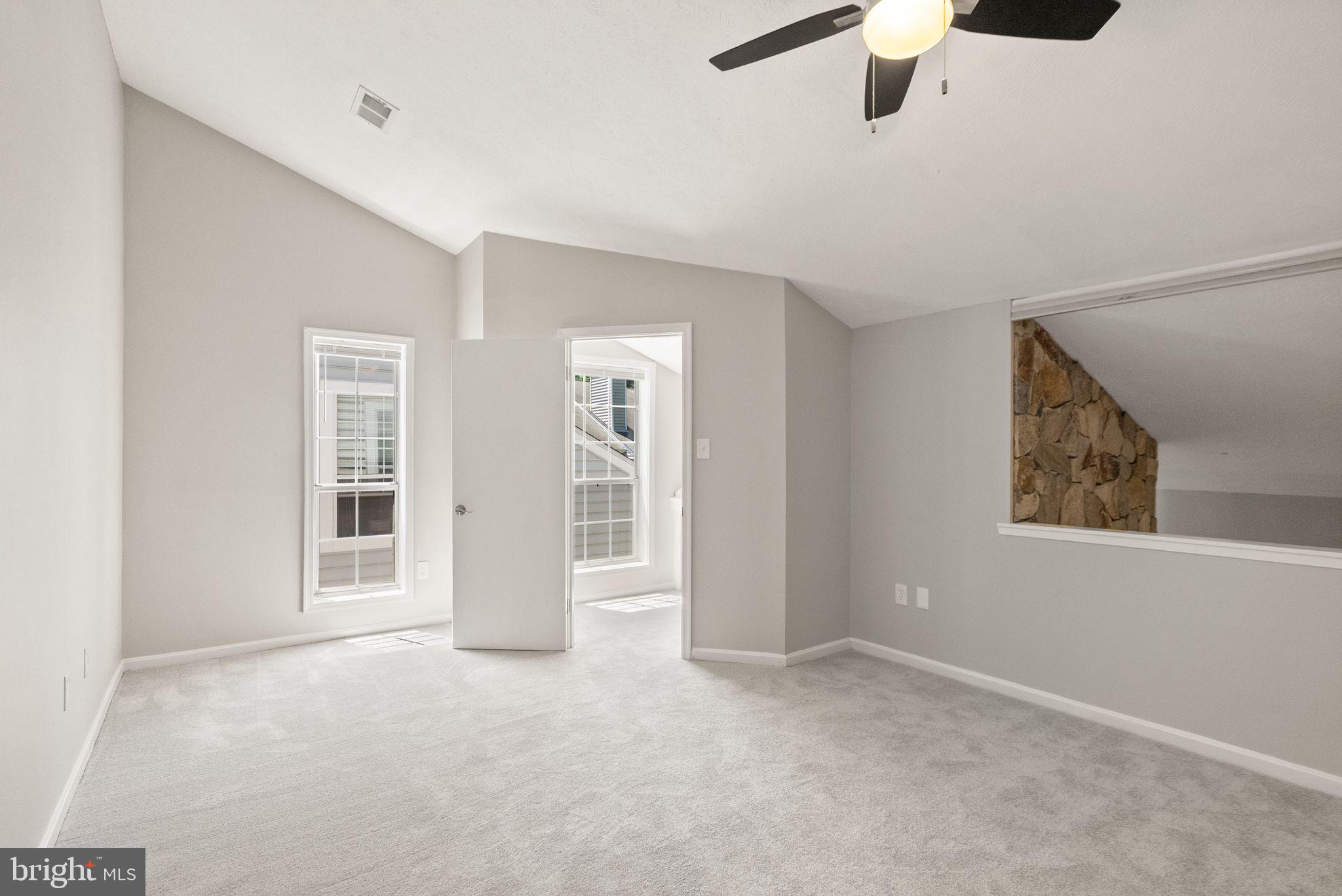 10158 Oakton Terrace Road Oakton, VA 22124 - Photo 25 of 35