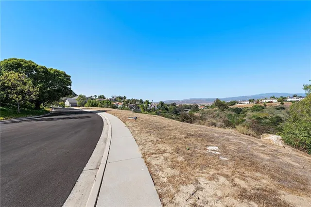 $700,000 | 10232 St Cloud Lane, North Tustin, CA 92705