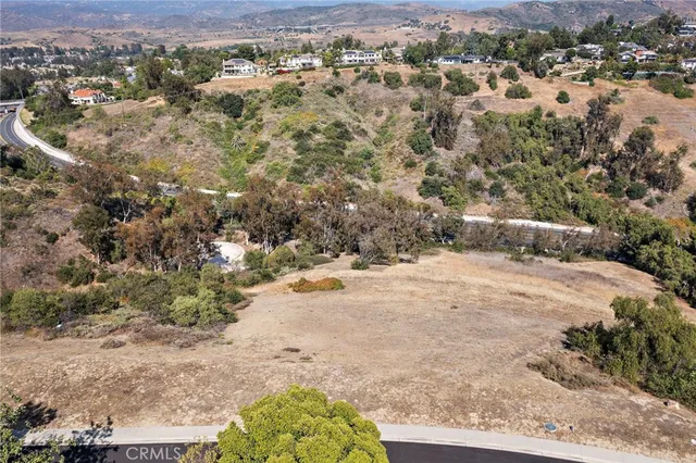 $700,000 | 10232 St Cloud Lane, North Tustin, CA 92705
